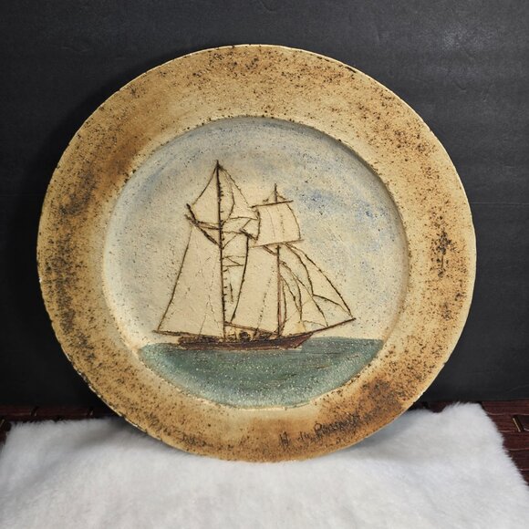 Vintage Signed Hubert Du Roscoat Pottery Art Wall Plate Cottagecore Schooner - Picture 4 of 11